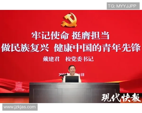 罗凯文的成长之路：从普通少年到职场精英的奋斗故事